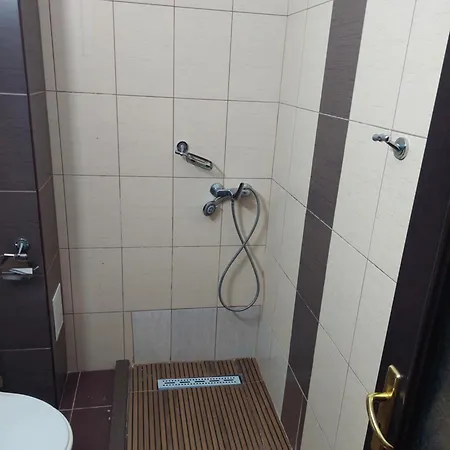 Hotel Monad