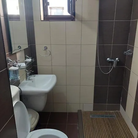 Monad Hotel
